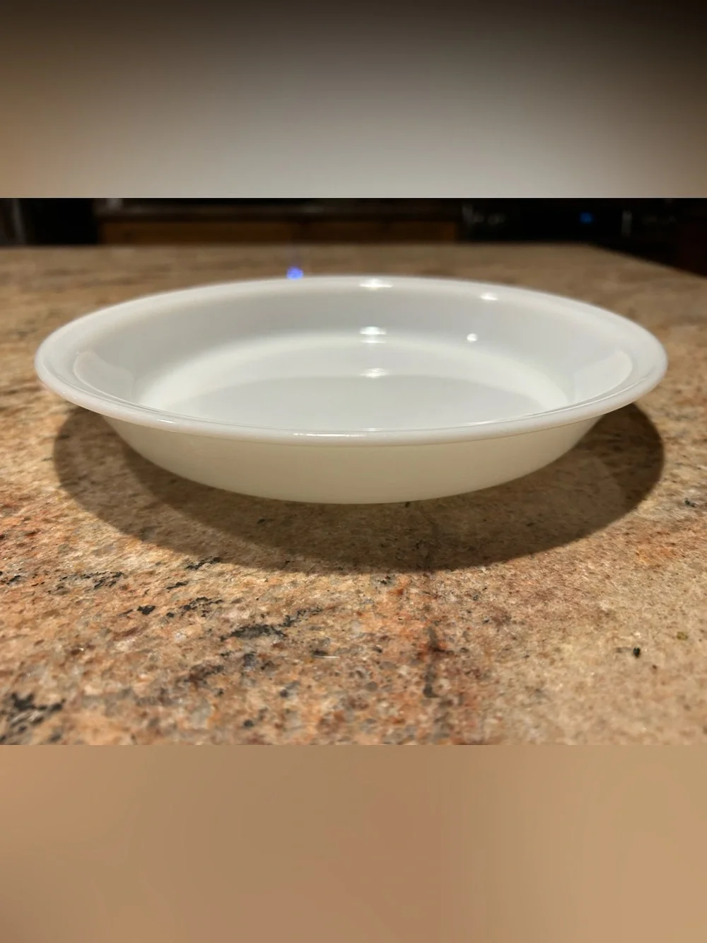 PYREX #209 Vintage Opal Milk Glass Pie Baking Dish 9” (inner dia.)CORNING NY USA